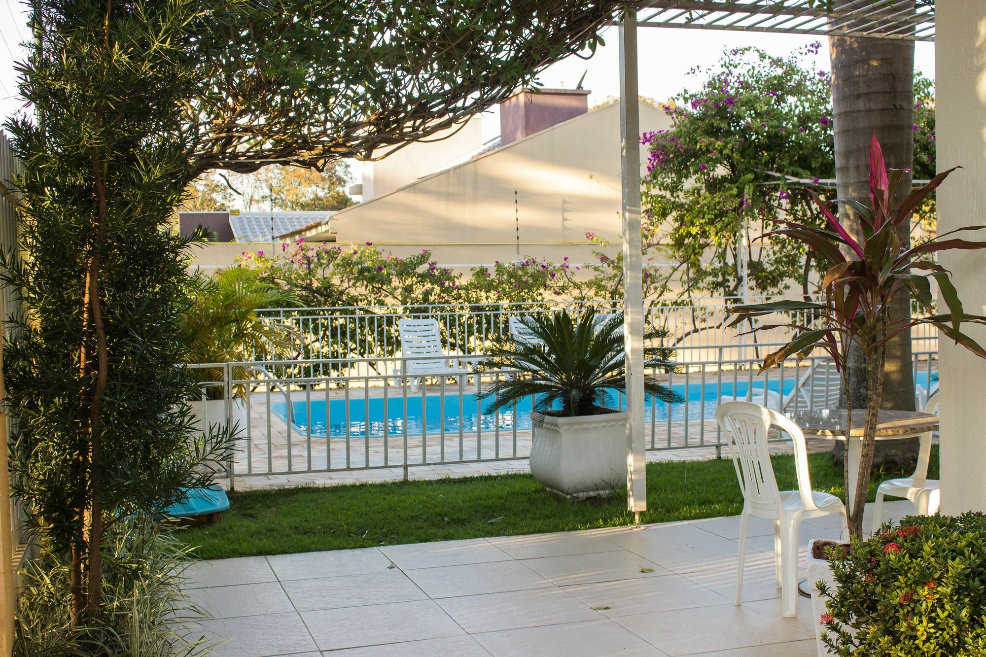 פוז דו איגואסו Pousada Cataratas מראה חיצוני תמונה